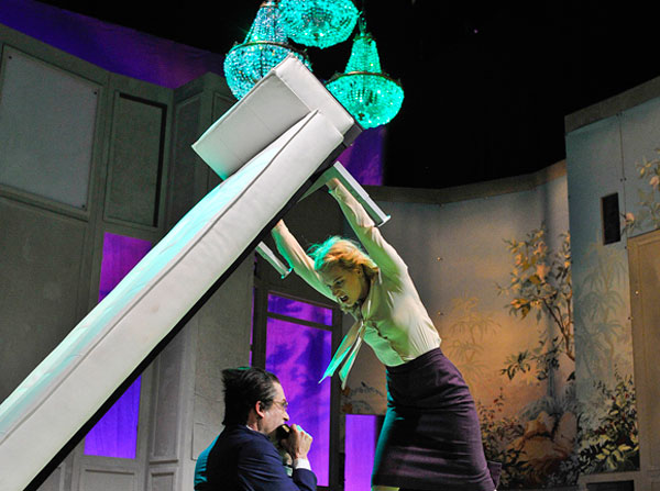 Dreieckskonstellation (Foto: Thorsten Wulff/Theater Lübeck)